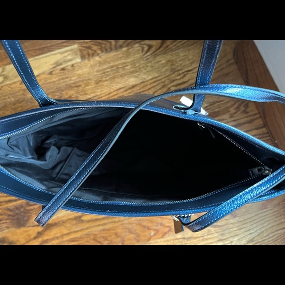 NWT! Coach 4 piece Metallic Blue tote set MUST SELL- Final price drop!!! - Picture 12 of 15